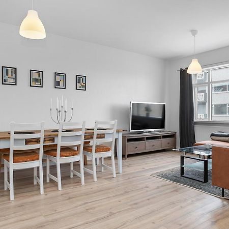 V53 Lovely 2 Bedroom Apartment In Рейкявик Екстериор снимка