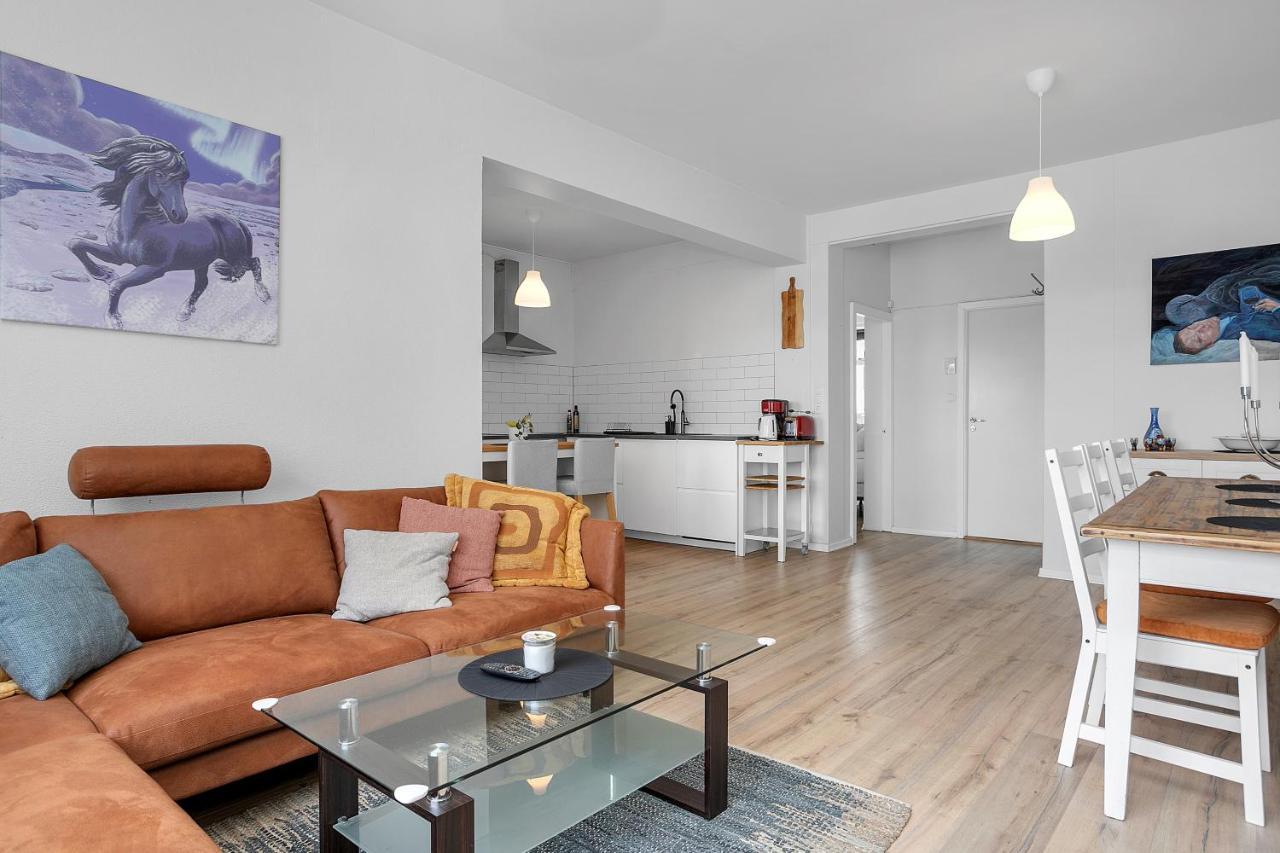 V53 Lovely 2 Bedroom Apartment In Рейкявик Екстериор снимка