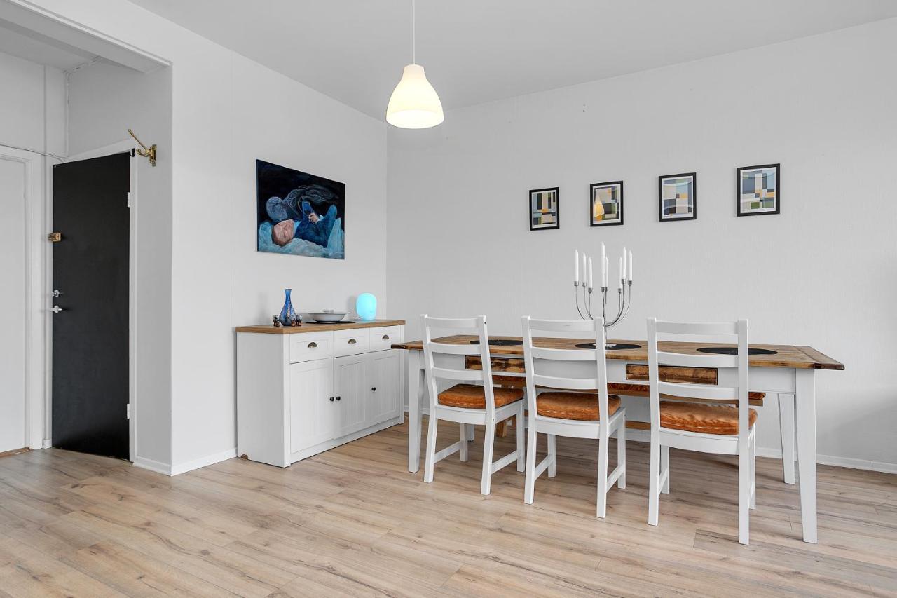 V53 Lovely 2 Bedroom Apartment In Рейкявик Екстериор снимка